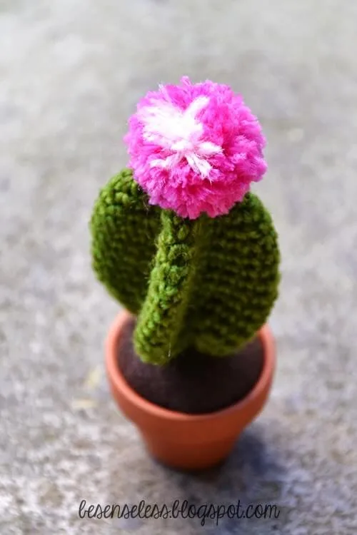 CACTUS AMIGURUMI
