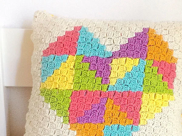 Love Triangle C2C Cushion