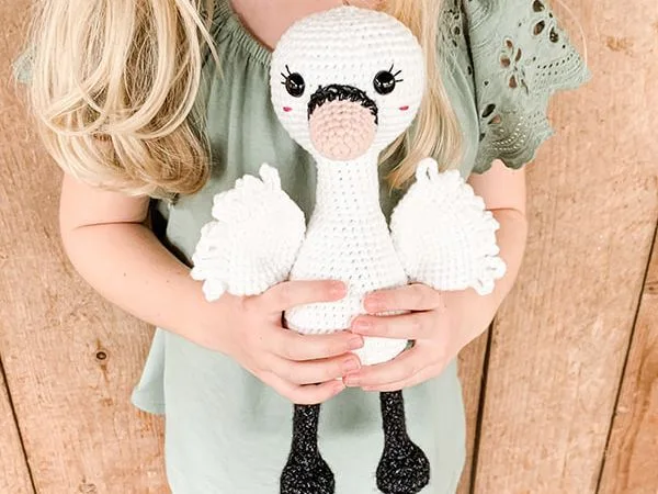 Free Crochet Swan pattern