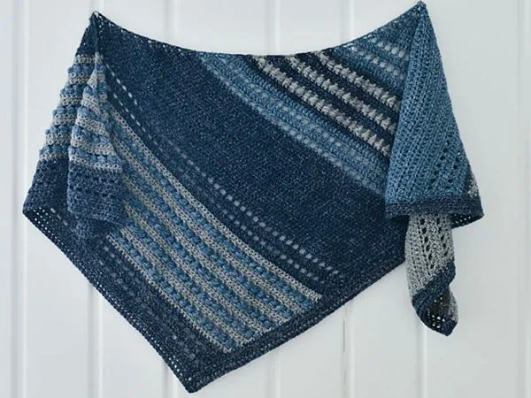 crochet Puff Stitch Shawl free pattern