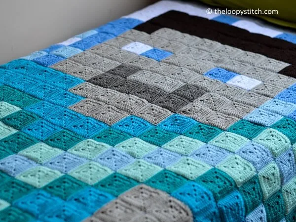 CROCHET MINECRAFT BLANKET