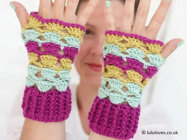 Shell Wrist Warmers
