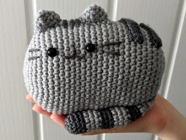 crochet Pusheen amigurumi free pattern