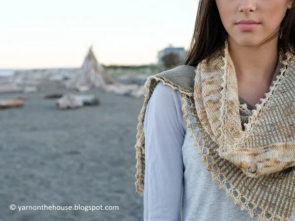 surf & sand Shawl