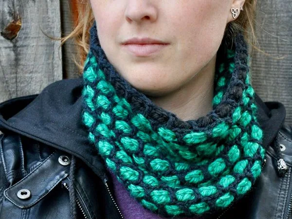 Woven Crochet Cowl