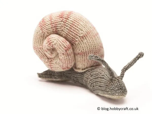 How to Knit a Snail