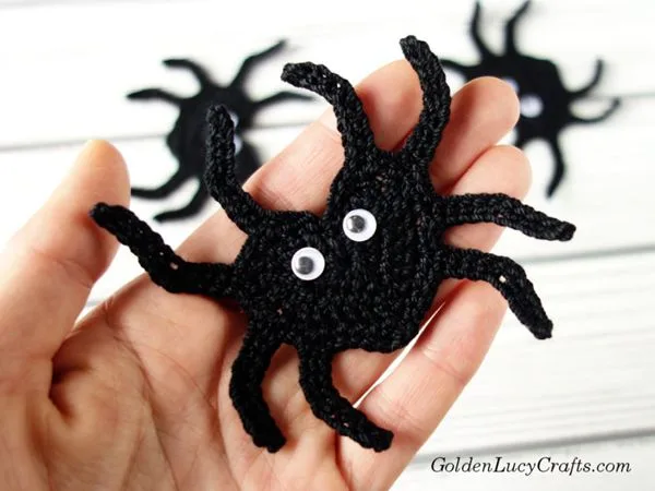 Crochet Heart Shaped Spider