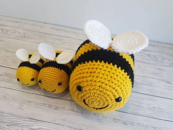 crochet Tik Tok Bee free pattern