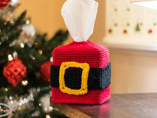 crochet Santa Belt Tissue Box Cover free pattern