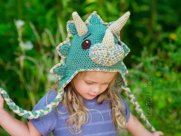 crochet The Triceratops Dinosaur Hat easy pattern
