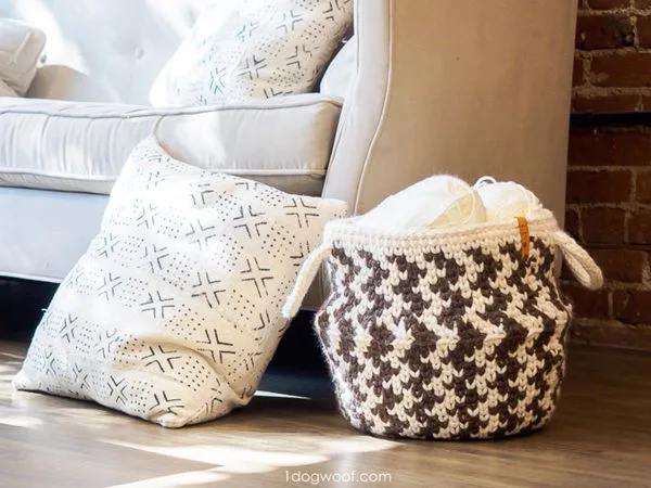 crochet Zig Zag Belly Basket free pattern