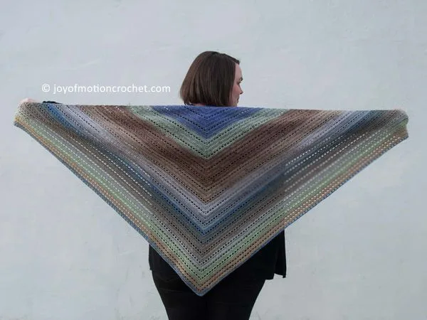 crochet Ice To Bloom Shawl free pattern