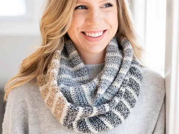 crochet Endless Infinity Scarf free pattern
