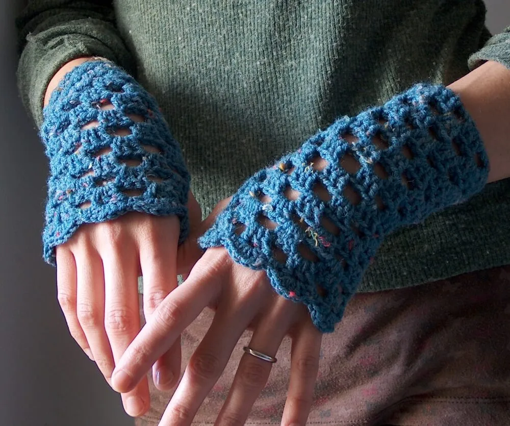 Openwork Handwarmers
