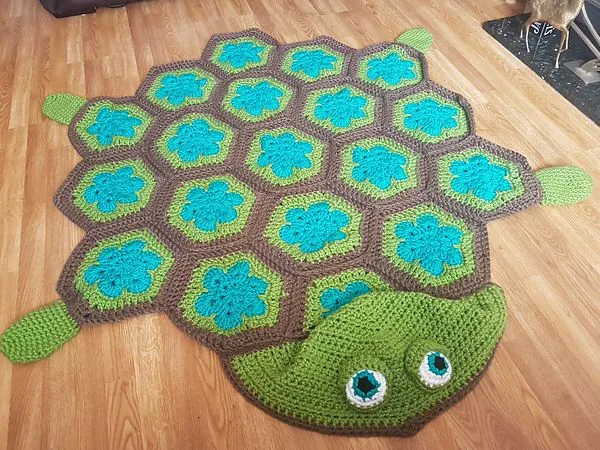 crochet 2 in 1 Sea Turtle Tortoise Hooded Blanket free pattern