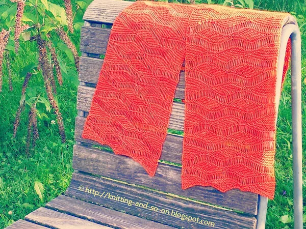 Wellengang Short Row Scarf