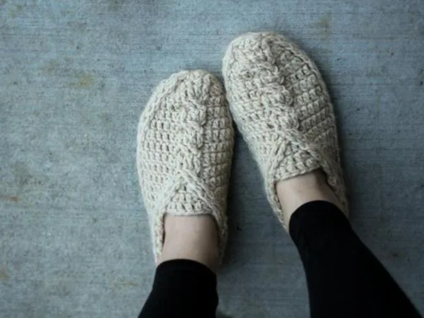 crochet Cable Slippers easy pattern