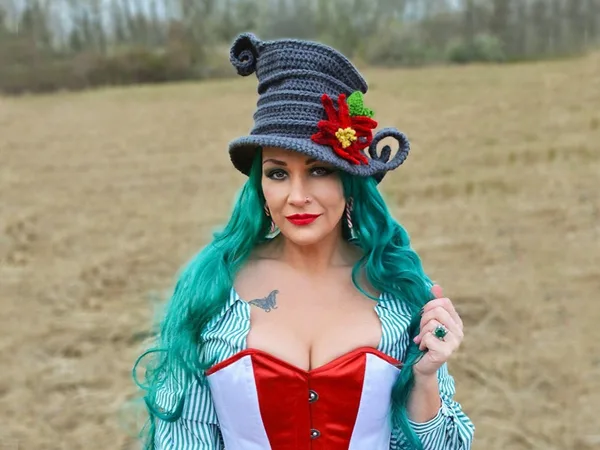 crochet Steampunk Tilted Top Hat easy pattern