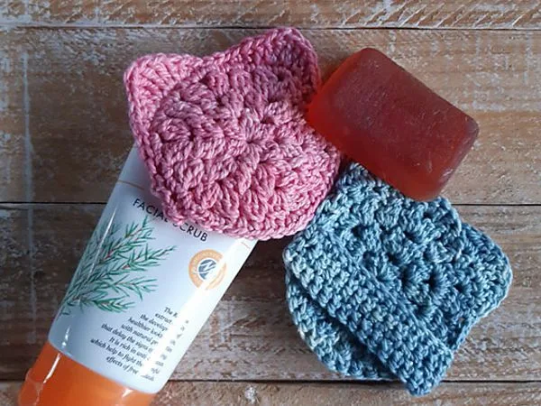 crochet Kitty Face Scrubbie free patern