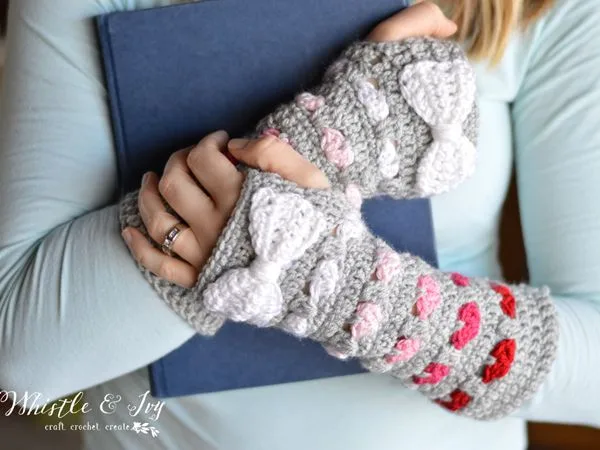 Puppy Love Arm Warmers
