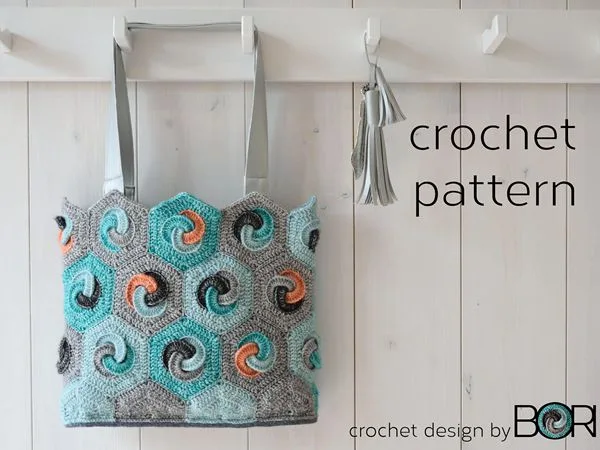 hexagonal granny square Bag