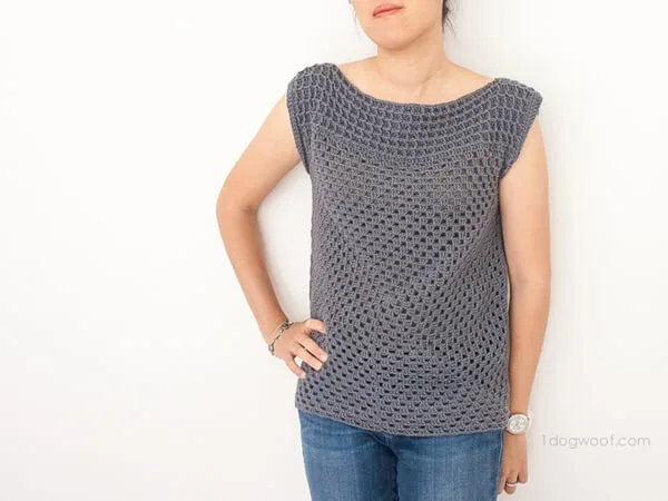 GRANNY SQUARED CROCHET TOP
