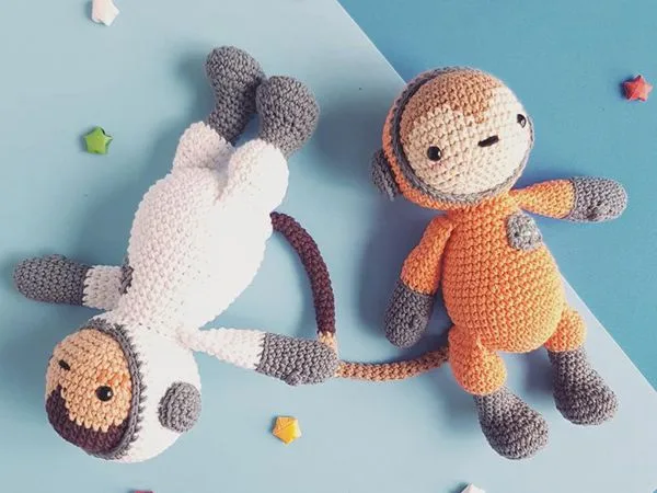 crochet Cleo Astronaut Monkey easy pattern