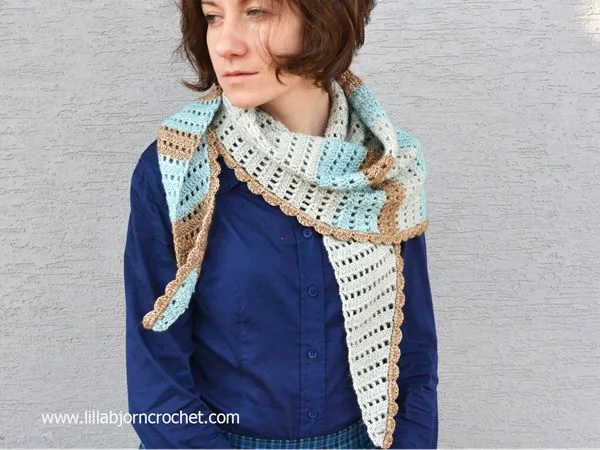 Windy Morning Shawlette