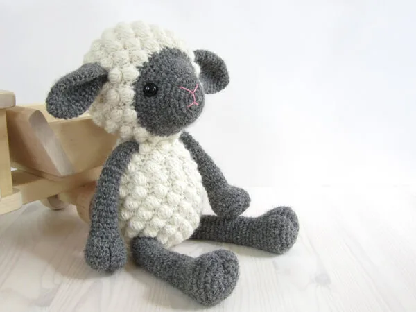 Sheep - Amigurumi lamb