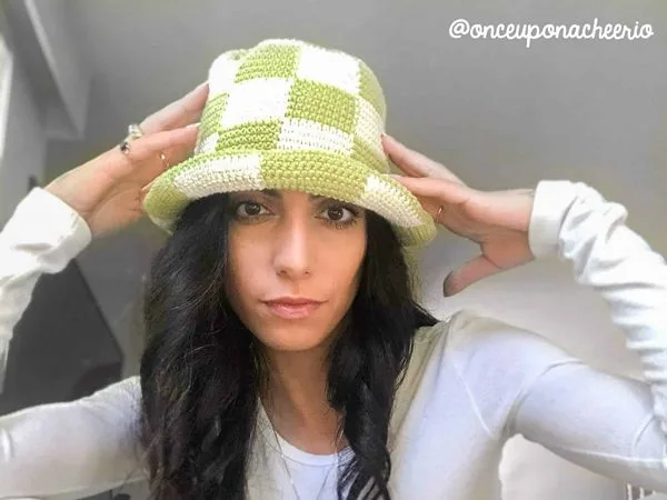 crochet Oh Snap Bucket Hat free pattern