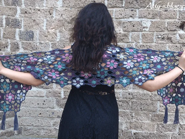 Merino Soft Flower Shawl