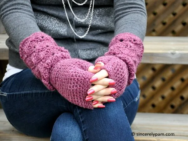 Shelby Mitts and Gloves