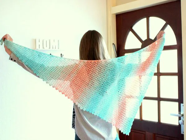 Sideways Sugar Shawl