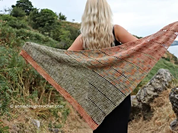 Space Fade Shawl