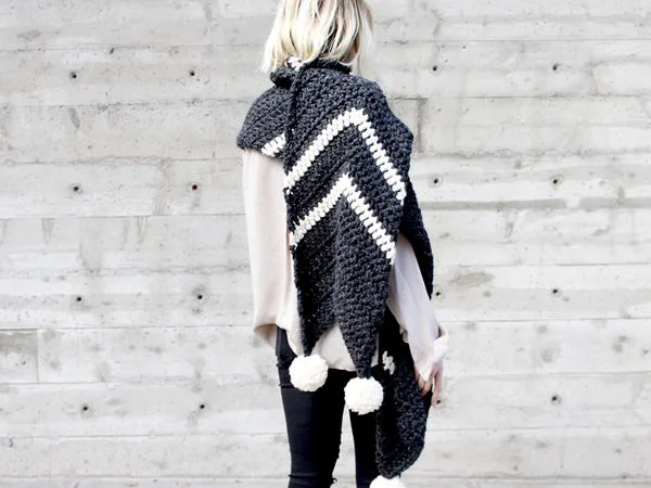 COLUMBIA CHEVRON SUPER SCARF
