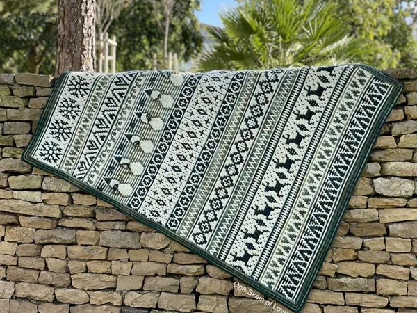 crochet Winter Wonderland Blanket easy pattern