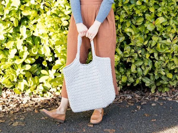 crochet Four Strand Tote free pattern
