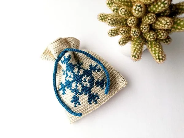 crochet Snowflake Bag free pattern