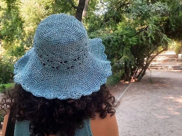 crochet Brisa Hat free pattern