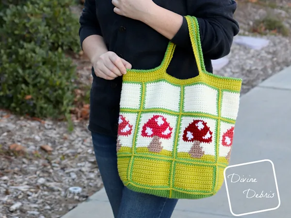 crochet Cute Mushrooms Bag free pattern