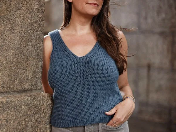 crochet BORDERLINE TANK free pattern